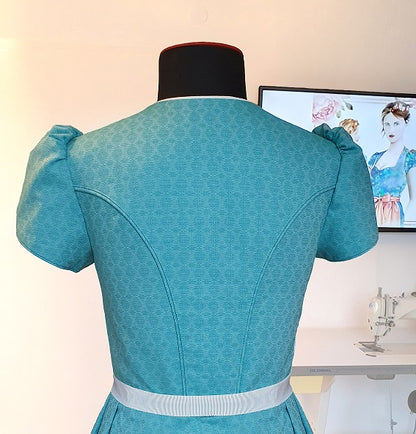 Download Schnittmuster Dirndloberteil-116